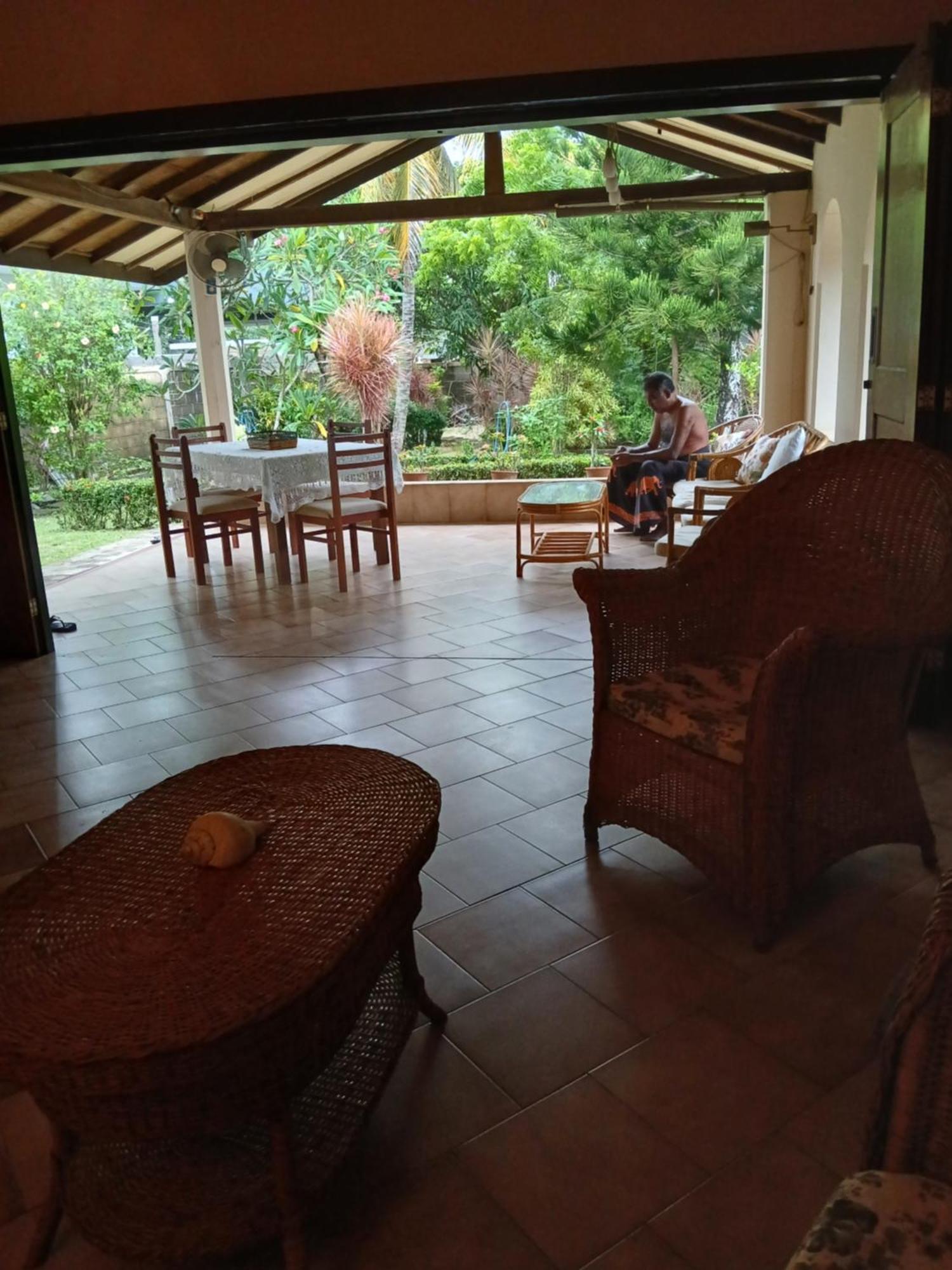 Fuchs Villas Negombo Exterior photo